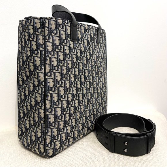 Christian Dior Saddle Tote Bag Beige and Black Dior Oblique Jacquard - Picture 4 of 10